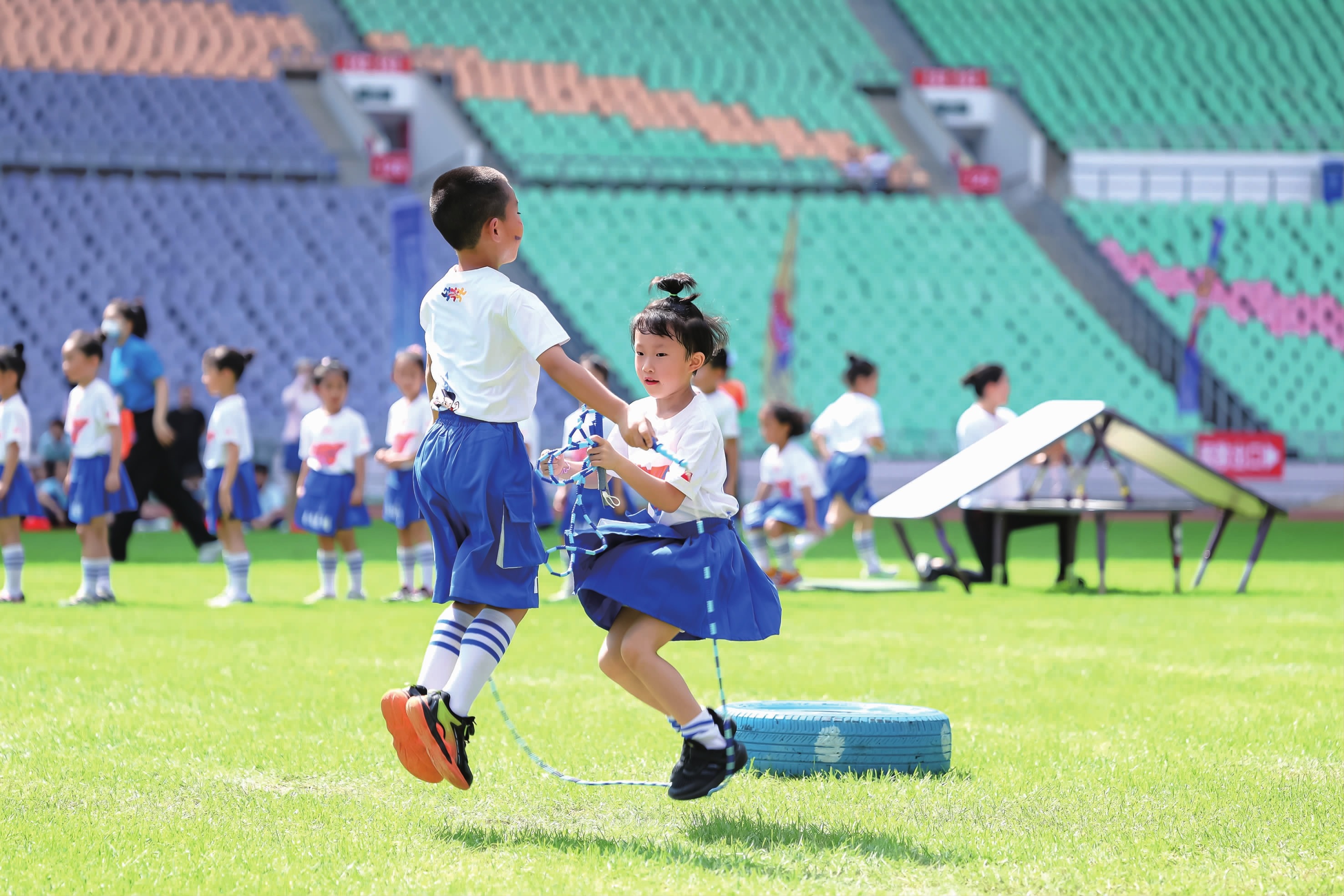 综合体育国际赛事动态 海外赛场资讯速递